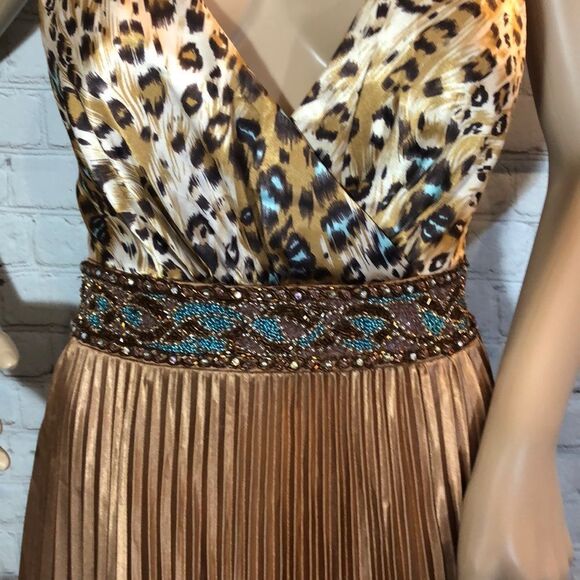 Camille La Vie Animal Print Beaded Evening Gown 8 - Picture 4 of 16